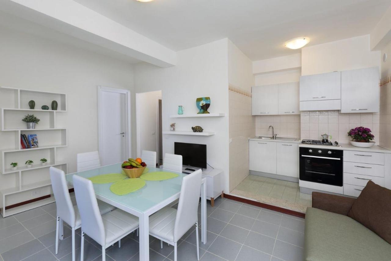 Appartement Il Cavalluccio Marino à Santa Teresa Di Riva Extérieur photo