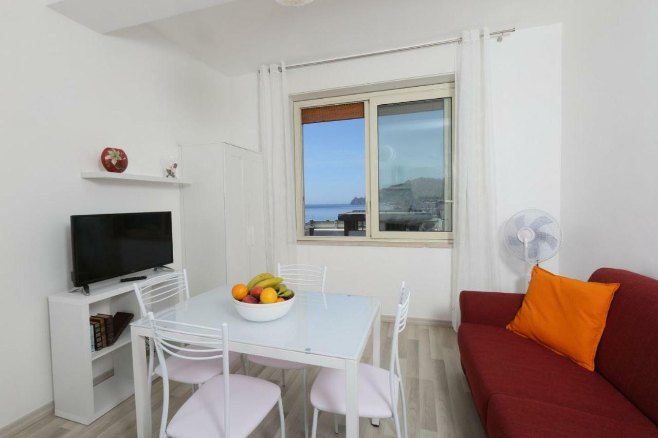 Appartement Il Cavalluccio Marino à Santa Teresa Di Riva Extérieur photo